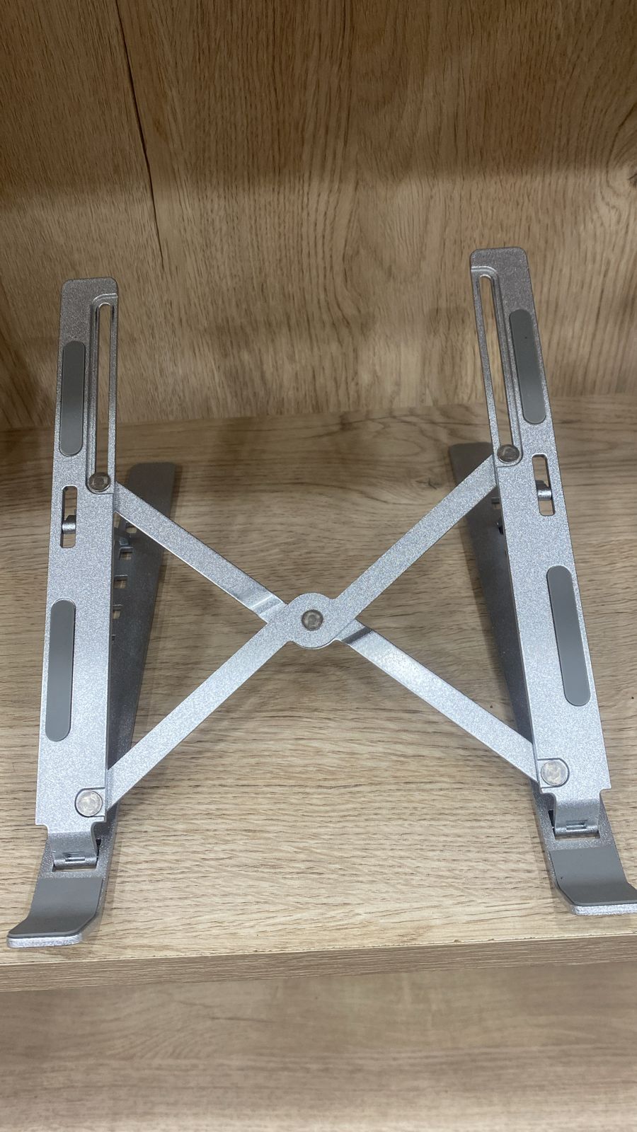 Support pour Ordinateur Portable – Réglable, Pliable et Antichaleur
