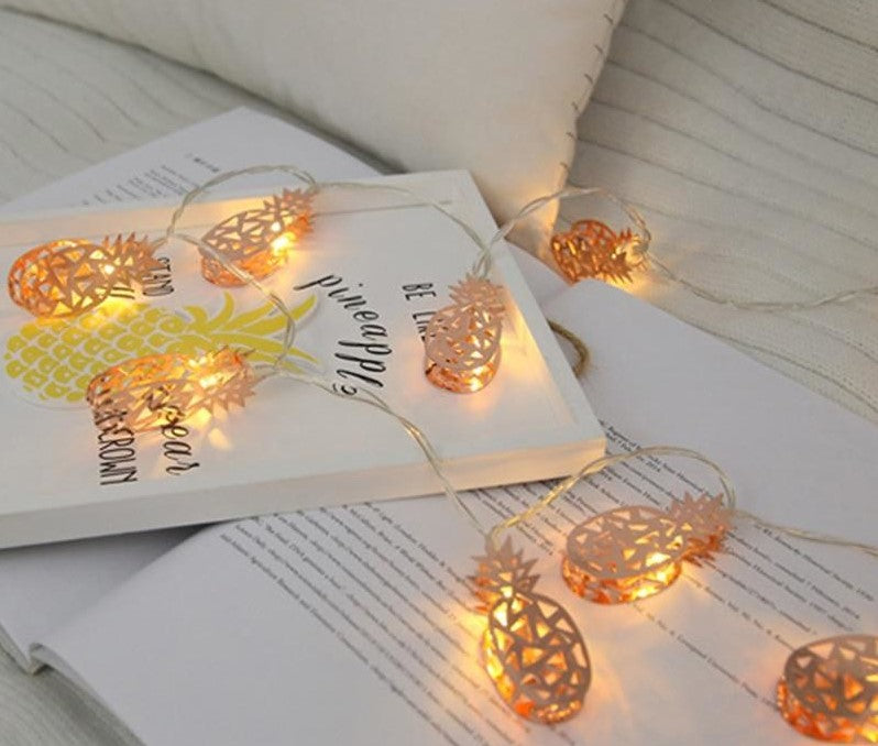 Guirlande Lumineuse Ananas – LED Décorative pour Halloween, Noël et Fêtes