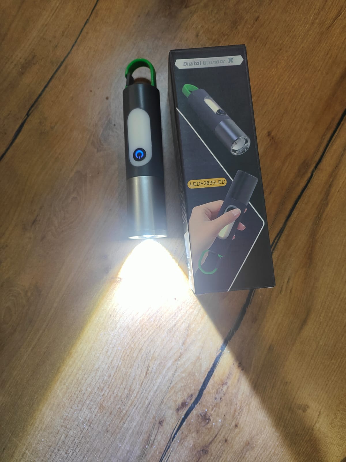 Digital Thunder LED+2835 – Lampe Torche LED Rechargeable USB